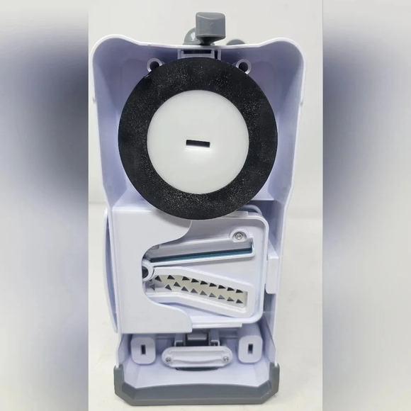 Spiralizer 7-Blade Vegetable Slicer - Picture 5 of 9